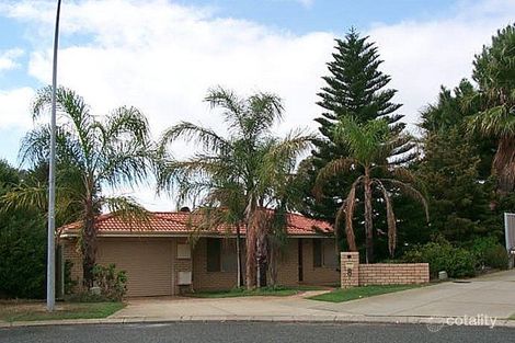 8 Nandina Cl, Ballajura, WA 6066