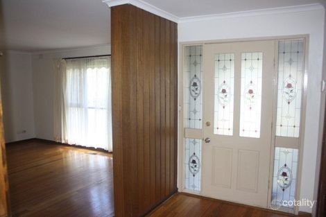 Property photo of 2 Fifer Rise Bundoora VIC 3083