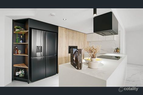 901/70 Remembrance Dr, Surfers Paradise, QLD 4217