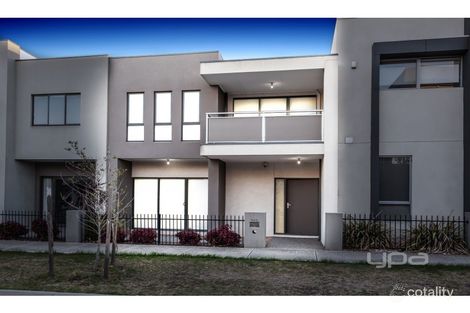 Property photo of 145 The Esplanade Caroline Springs VIC 3023