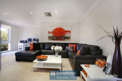 Property photo of 24 Mowbray Drive Wantirna South VIC 3152