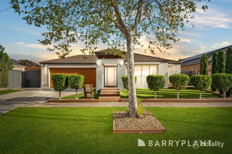 Property photo of 25 Leichardt Drive Manor Lakes VIC 3024