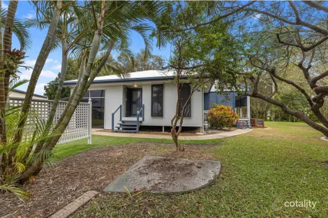 6 Duke Ct, Cooloola Cove, QLD 4580