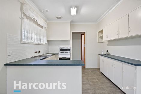 Property photo of 23 Webbcona Parade Wendouree VIC 3355