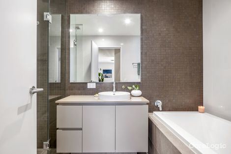 Property photo of 702/122 Ross Street Forest Lodge NSW 2037