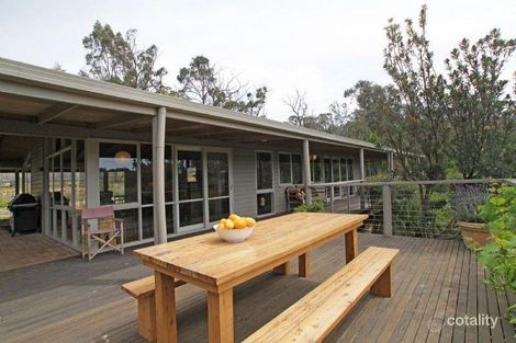 4 Kalamunda Tce, Healesville, VIC 3777