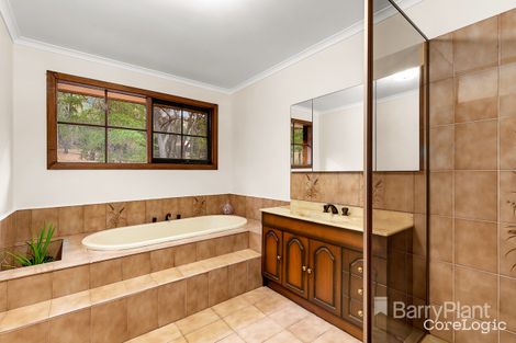 Property photo of 301 Oban Road Donvale VIC 3111