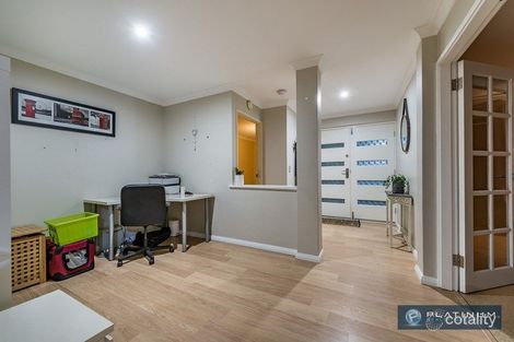 Property photo of 37 Rutherglen Circle Kinross WA 6028