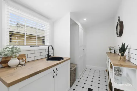 Property photo of 34 Hunter Street Hinton NSW 2321