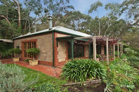 8 Hillview St, Crafers West, SA 5152