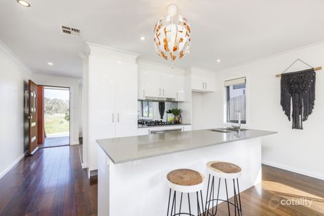 Property photo of 10 Yerradhang Street Ngunnawal ACT 2913