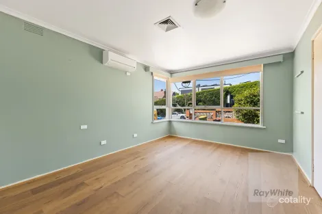 Property photo of 6 Eldale Avenue Greensborough VIC 3088