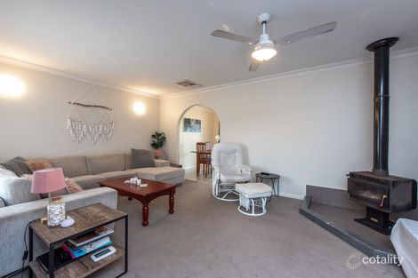 Property photo of 11 Jindinga Way Wanneroo WA 6065