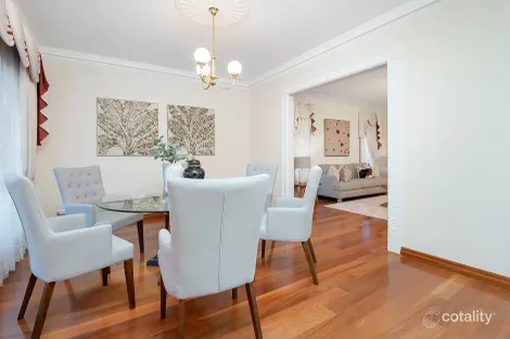 Property photo of 60 Delfin Drive Macgregor QLD 4109