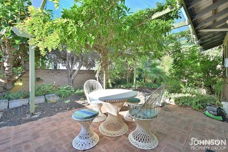 Property photo of 2/249 St Brigids Terrace Doubleview WA 6018