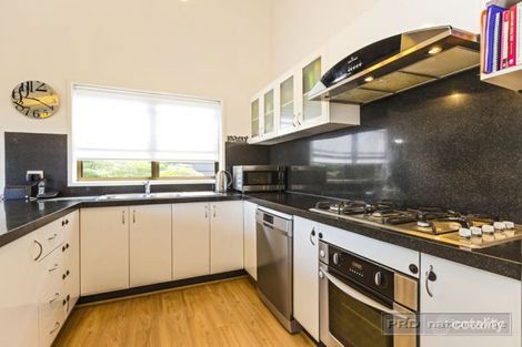 Property photo of 32 Pisces Avenue Elermore Vale NSW 2287
