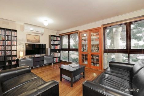 Property photo of 17 Blanchard Court Greensborough VIC 3088