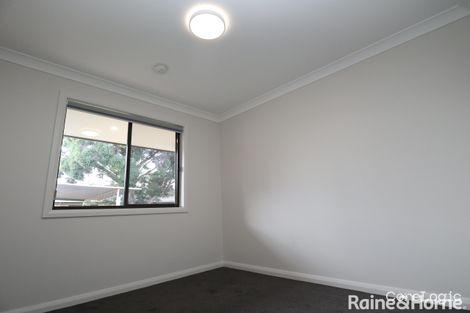 Property photo of 3/24 Bulolo Street Ashmont NSW 2650