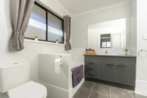 Property photo of 80 Bluestar Circuit Caboolture QLD 4510