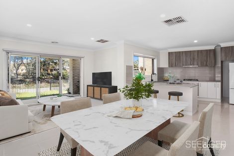 Property photo of 38 Robinson Way Yarrawonga VIC 3730