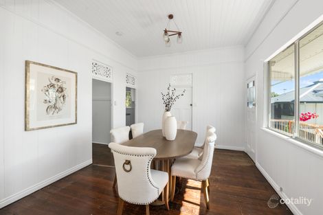 Property photo of 125 Mildmay Street Fairfield QLD 4103