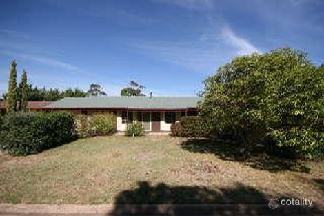 16 Carew St, Reynella East, SA 5161
