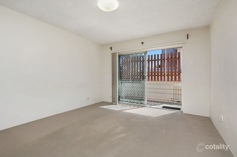 Property photo of 3/302 Cavendish Road Coorparoo QLD 4151