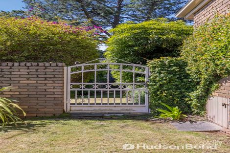 Property photo of 43 Roseland Grove Doncaster VIC 3108