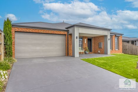 Property photo of 18 St Helena Way Moe VIC 3825