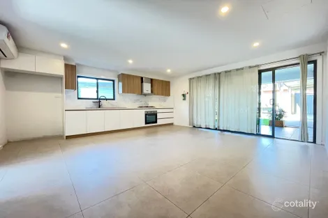 Property photo of 1/27 Doyle Road Revesby NSW 2212