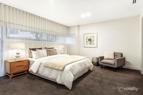 Property photo of 2/10 Albion Road Glen Iris VIC 3146