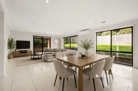 Property photo of 40 Empire Avenue Drouin VIC 3818