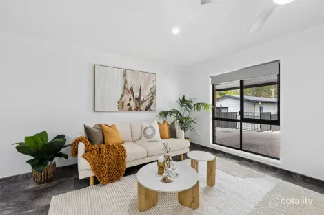 Property photo of 32 Guara Grove Pimpama QLD 4209