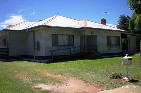 Property photo of 2 Whittaker Crescent Red Cliffs VIC 3496