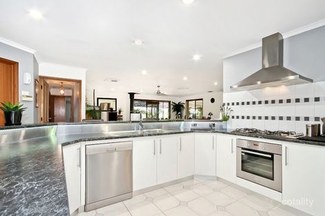 Property photo of 4 St Ives Way Onkaparinga Hills SA 5163