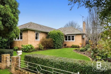 2 Muir Cres, Newington, VIC 3350