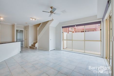 Property photo of 76 Yeats Drive Delahey VIC 3037