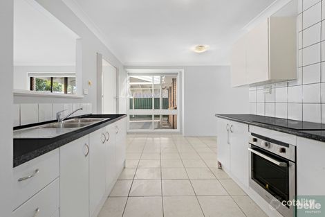 Property photo of 26 Hamlet Crescent Rosemeadow NSW 2560