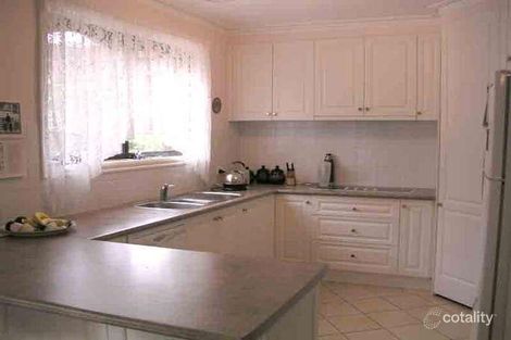 Property photo of 14 Moody Place Endeavour Hills VIC 3802