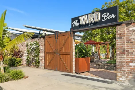 Property photo of 6 Little Mountain Drive Little Mountain QLD 4551