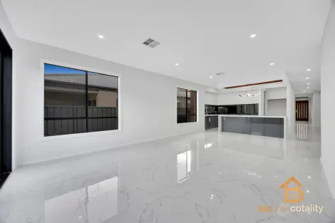 Property photo of 11 Hansel Drive Werribee VIC 3030