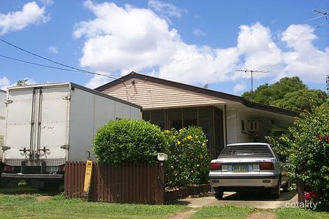 9 Christine St, North Booval, QLD 4304