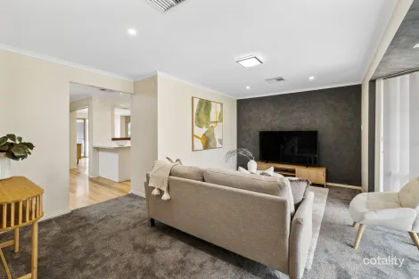 Property photo of 2/62 Cowper Avenue St Albans VIC 3021