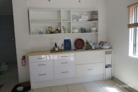 Property photo of 2/27 North Head Road New Brighton NSW 2483