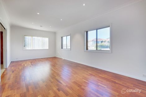 Property photo of 1 Lyrebird Place Nicholls ACT 2913