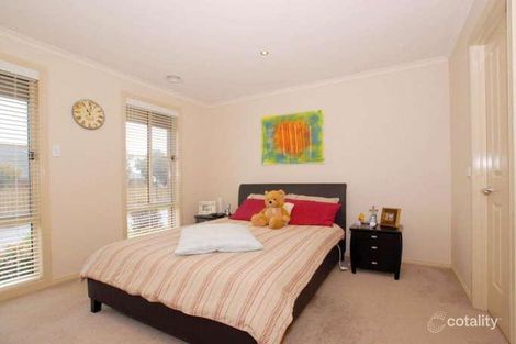 Property photo of 2 Eaglecrest Drive Lynbrook VIC 3975