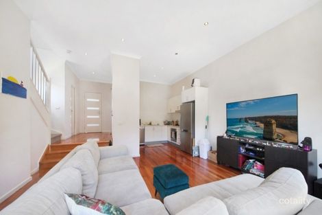Property photo of 2/4 Arndt Road Pascoe Vale VIC 3044