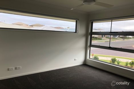 Property photo of 2 Aster Street Dakabin QLD 4503