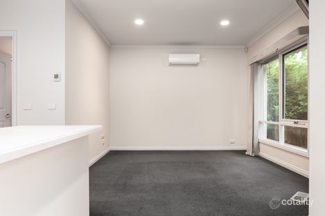 Property photo of 2/24 Ebden Avenue Black Rock VIC 3193