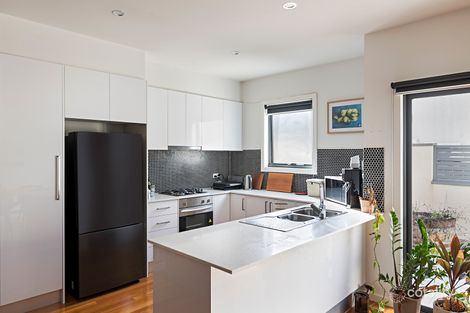 Property photo of 2/6 Stewart Street Pascoe Vale VIC 3044